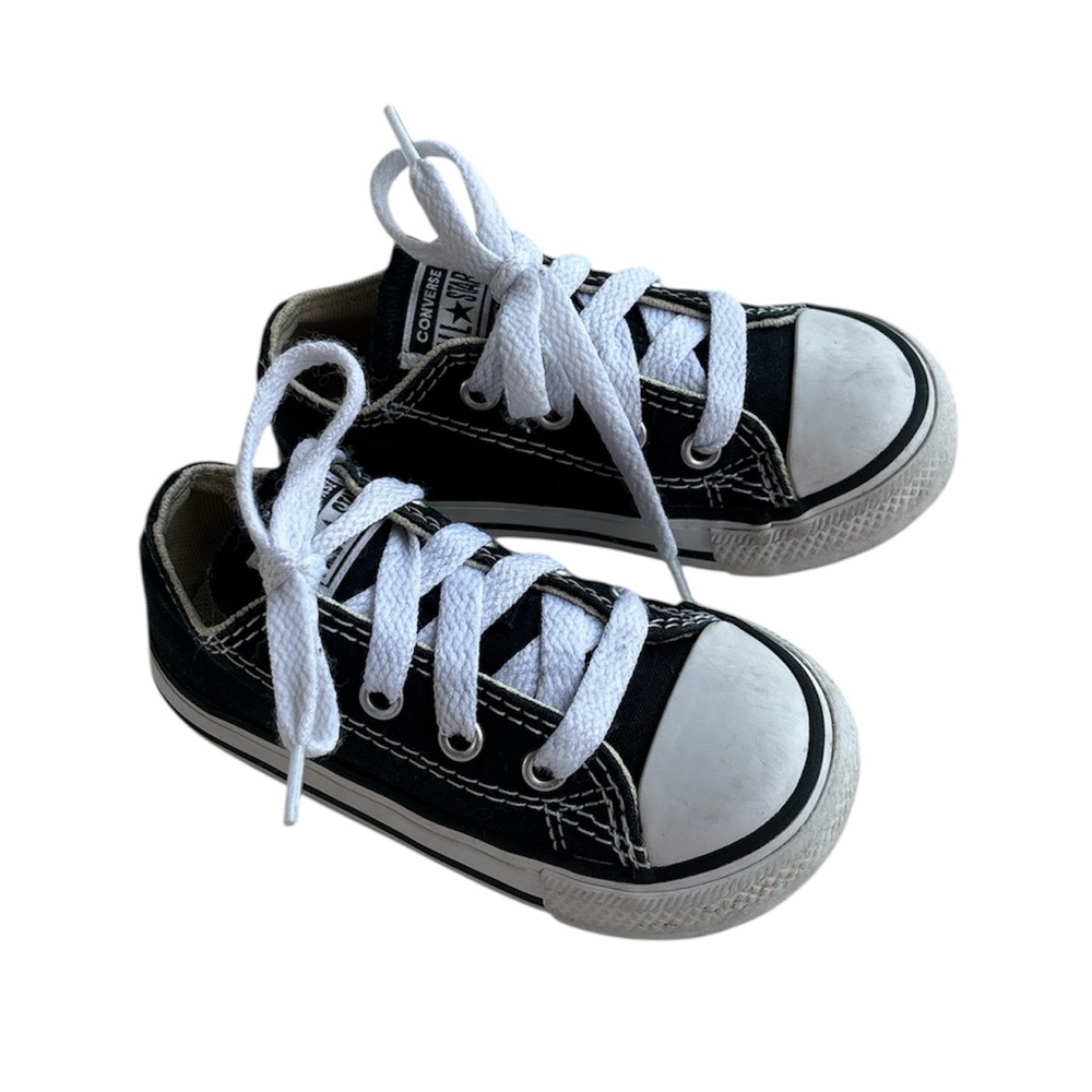 Converse Kids Chuck Taylor All Star OX Low Top Black/White Sneakers Size 6